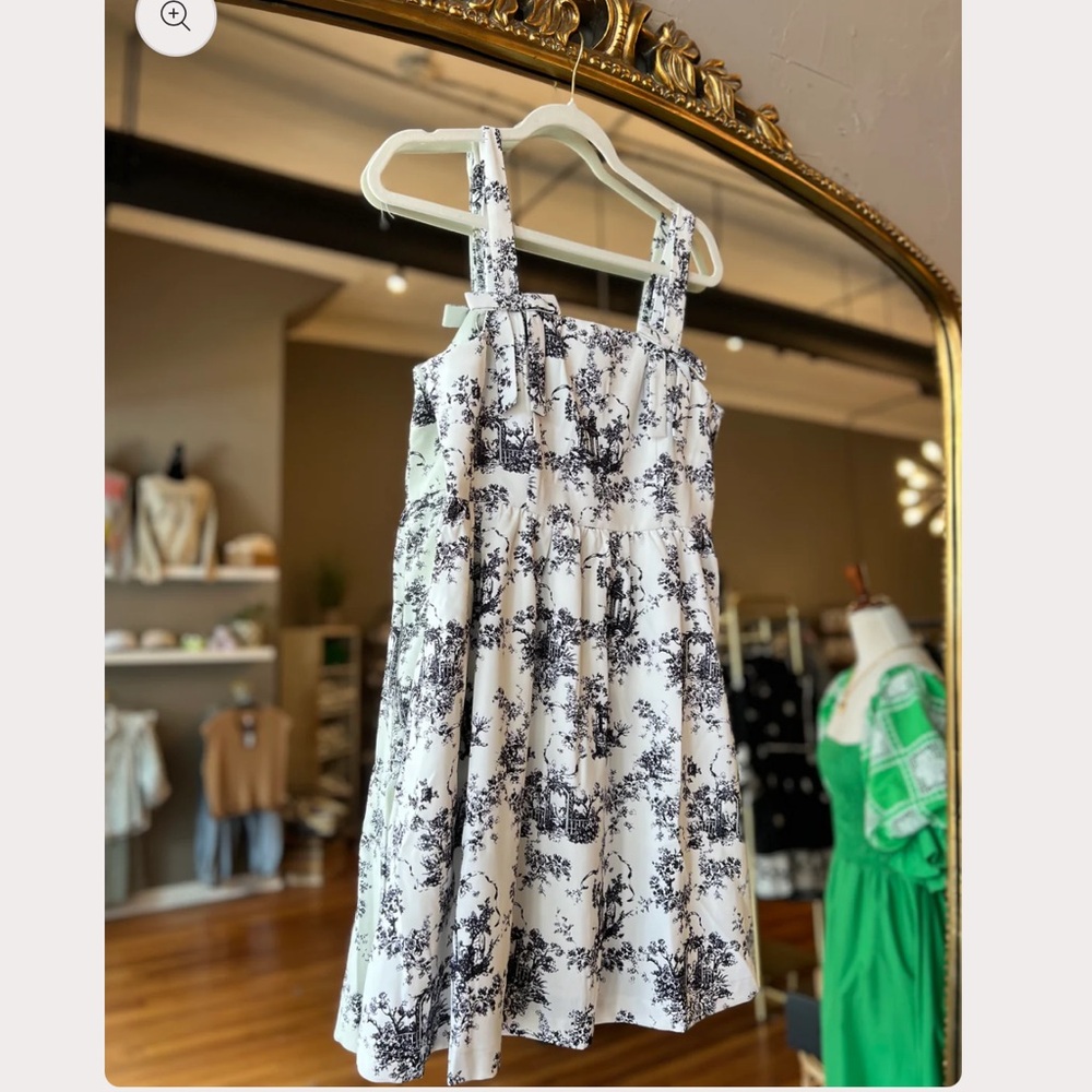 Entro Black and White Sleeveless Sundress for Weddings
